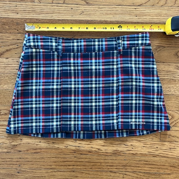 Vintage Abercrombie & Fitch Plaid Skirt - Picture 4 of 5
